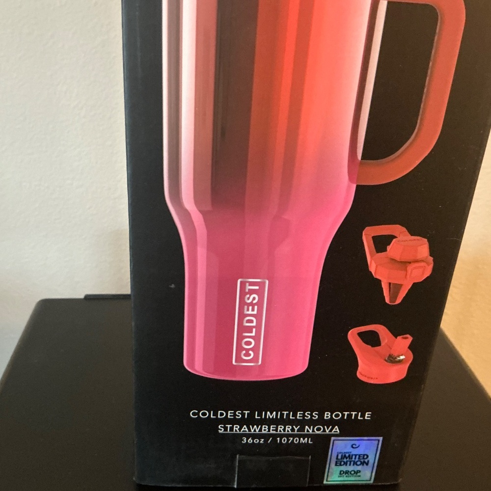 Arctic Coldest Brand Water Bottle - Picture 5 of 6